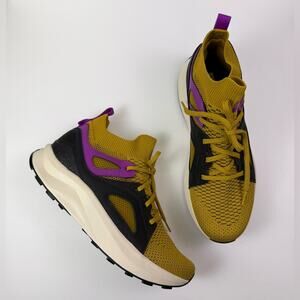 New In Box The North Face Hypnum Luxe Sneaker Arrowwood Yellow Purple Size 11